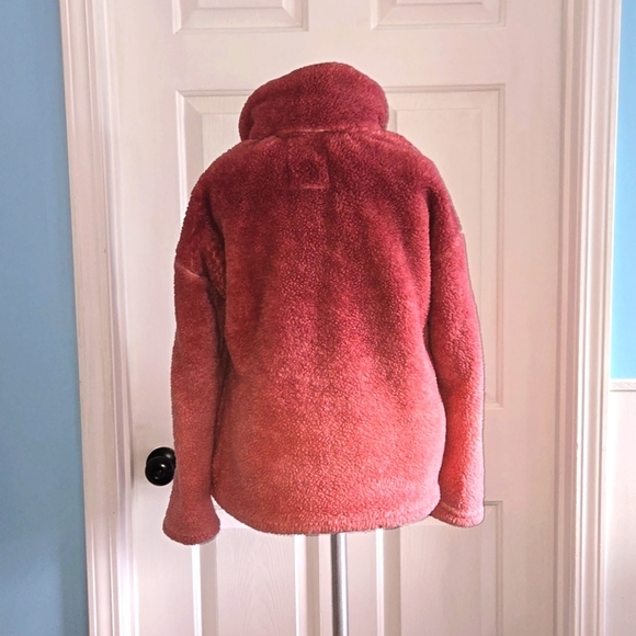 Simply Southern Medium Sherpa Pink Ombre Pullover - Picture 6 of 9